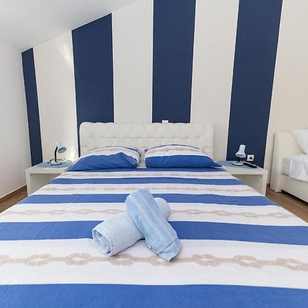 Apartman Lana Biograd Na Moru Exteriér fotografie