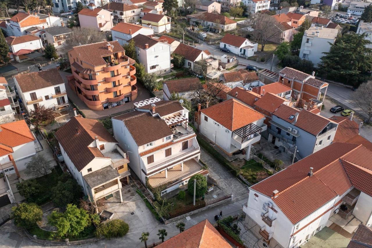 Apartman Lana Biograd Na Moru Exteriér fotografie