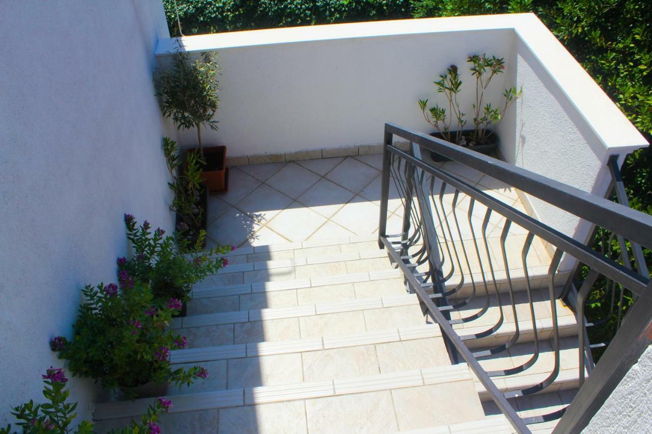 Apartman Lana Biograd Na Moru Exteriér fotografie